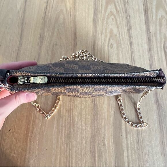 ✅AUTHENTIC✅LOUIS VUITTON Ebene Damier Truth Cosmetic Pouch - Picture 13 of 17